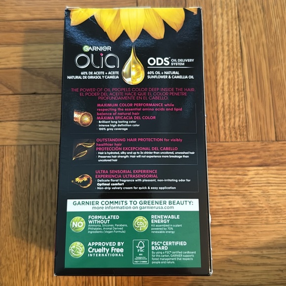 Garnier Olia Oil-Powered Permanent Hair Color in Vibrant Pink - Picture 3 of 4